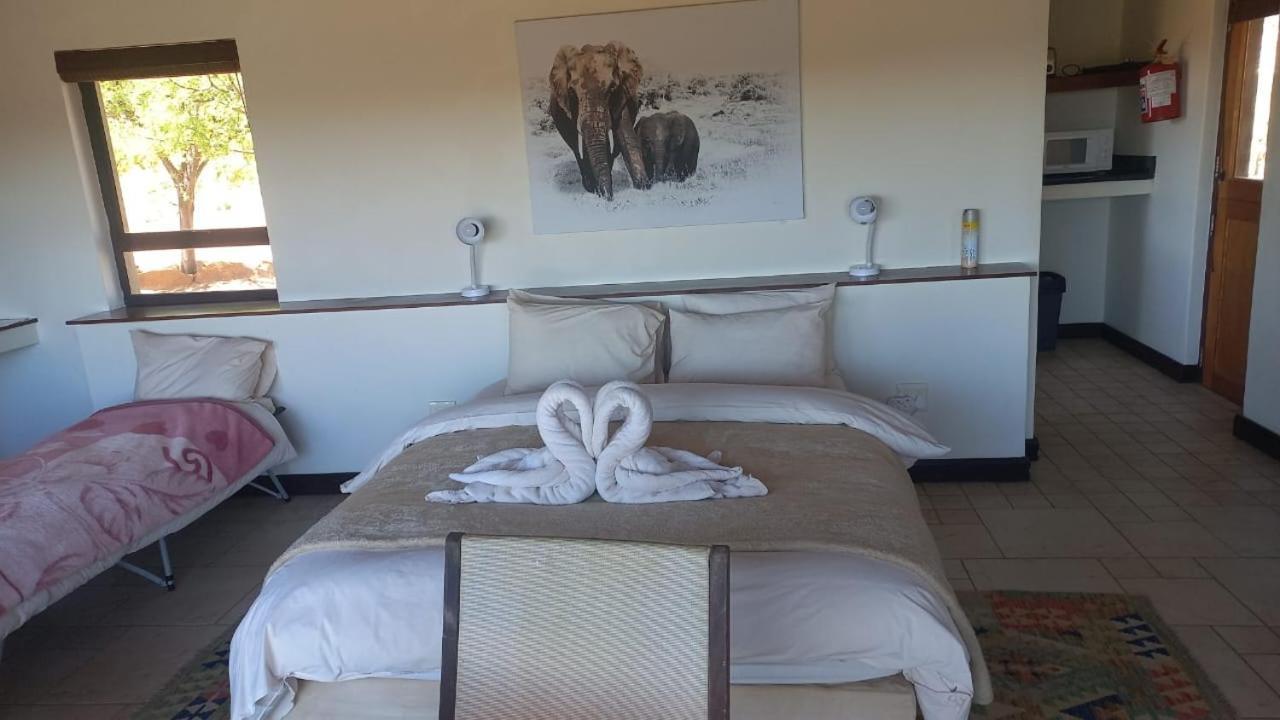 Апартаменты Rooilande Guest Farm Laingsburg Экстерьер фото